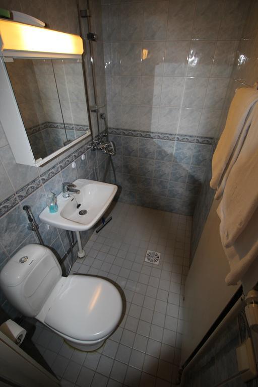 Hotel Aakenus Studio Valta Рованиеми Экстерьер фото